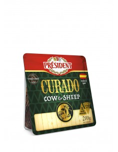 President Curado miješani...